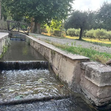 Сasa de vacaciones Dans Ancien Moulin Bellegarde (Gard)